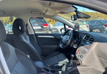 Citroen C4 II Hatchback 5d 1.6 HDi 92KM 2011 Citroen C4 Samochod z gwarancja 1.6 Diesel 92KM, zdjęcie 8