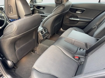 Mercedes Klasa C W206 Limuzyna 1.5 180 170KM 2021 Mercedes-Benz C 180 C 180 Pakiet Avangarde - Hak h, zdjęcie 18
