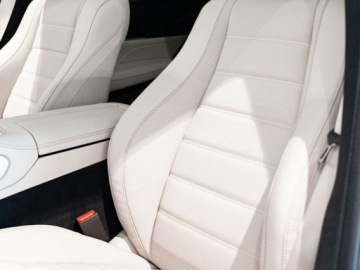 Mercedes GLE V167 SUV Facelifting 3.0 450d 367KM 2025 GLE Coupe 450 d 4-Matic AMG Line 3.0 (367KM) 2025, zdjęcie 4