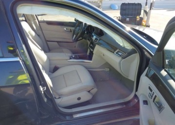 Mercedes Klasa E W212 Limuzyna Facelifting 350 306KM 2014 Mercedes-Benz Klasa E 2014r., E 350, 3.5L, od ubezpieczalni 3.5 Benzyna, zdjęcie 9