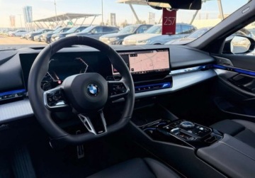 BMW Seria 5 G90-91 2025 BMW Seria 5 I wlasciciel M Sport Hak 360 Gwarancja Bezwypadkowy FVAT23, zdjęcie 26