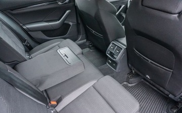 Skoda Octavia IV Kombi 2.0 TDI 115KM 2021 Skoda Octavia 2,0 TDI 115 KM 2.0 Diesel 116KM, zdjęcie 14