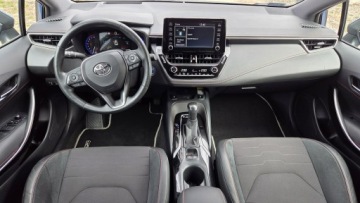 Toyota Corolla XII TS Kombi 1.8 Hybrid 122KM 2020 Toyota Corolla 2.0HSD 184KM Executive SalonPL, zdjęcie 16