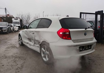 BMW Seria 1 E81/E87 Hatchback 5d E87 1.6 116i 122KM 2011 BMW Seria 1 2011r, 2.0 Benzyna. Lekko uszkodzony lewy bok. Jezdzi. 1.6, zdjęcie 3