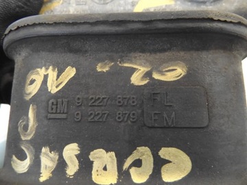CORSA C 1,0 UCHYCENÍ MOTORU 9227878