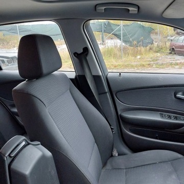 BMW 1 E87 DESKA ROZDĚLOVAČE + ULOŽENÍ PÁSY NAPÍNÁKY MODUL AIRBAG