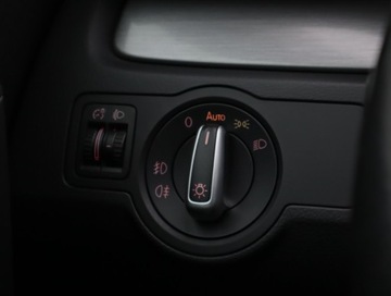 Volkswagen Passat B7 Variant 1.6 TDI CR DPF BlueMotion 105KM 2011 VW Passat 1.6 TDI, Klima, Klimatronic, Tempomat, zdjęcie 19