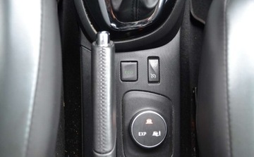 Renault Captur I Crossover 1.2 TCe EDC 120KM 2015 Renault Captur bezwypadkowy - Niski przebieg - automat - najbogatsza wersja, zdjęcie 25