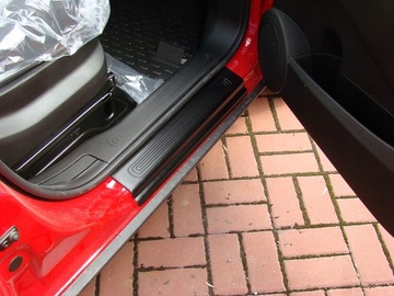 FIAT FIORINO III / QUBO БОКОВЫЕ ПАНЕЛИ