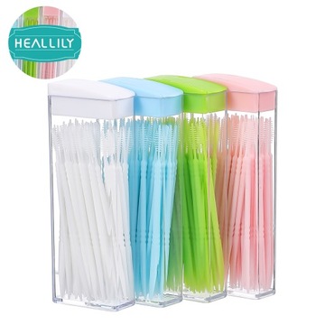 200 зубных палочек с нитью и зубной щеткой