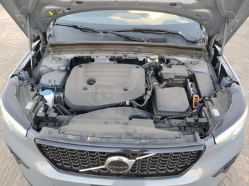 Volvo XC40 2023 Volvo XC 40 Plus 2023 2.0l 2.0 Benzyna 194KM, zdjęcie 6