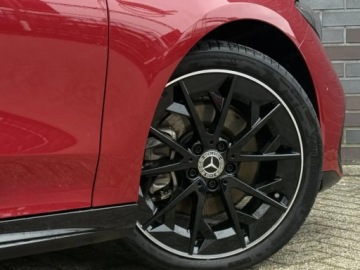 Mercedes CLA C118/X118 2025 MERCEDES-BENZ CLA 200 AMG Line Sedan 1.5 (163KM) 2025, zdjęcie 5