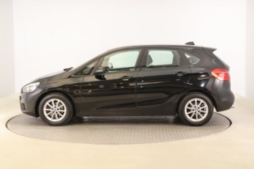 BMW Seria 2 F22-F23-F45-F46 Gran Tourer 218i 136KM 2017 BMW 2 Active Tourer 218i Active Tourer, Navi, zdjęcie 2