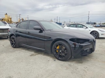 Alfa Romeo Giulia II 2019 Alfa Romeo Giulia 2019 2.0 Benzyna 280KM, zdjęcie 6
