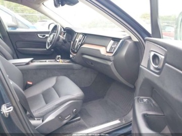 Volvo XC60 II 2024 Volvo XC 60 2024 Volvo XC60 B5 AWD Plus Dark Theme 2.0 Benzyna 247KM, zdjęcie 11