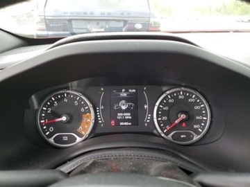 Jeep Renegade 2020 Jeep Renegade 2020r., Latitude, od ubezpieczalni 2.4 Benzyna 180KM, zdjęcie 10