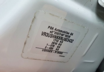 Peugeot 2008 II SUV 1.2 PureTech 100KM 2021 Peugeot 2008 Full LED Kamera GetHelp 1.2 Benzyna 101KM, zdjęcie 22