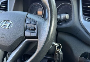 Hyundai Tucson III SUV 1.6 GDI 132KM 2016 Hyundai Tucson 1,6 132KM Navi Climatronic Serwis Bezwypadkowy Dla wymagaja, zdjęcie 35