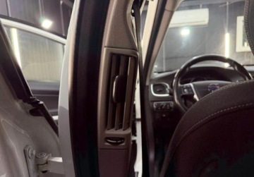 Volvo V60 I Kombi Facelifting 1.5 T3 DRIVE-E 152KM 2017 Volvo V60 Polski salon _ Pierwszy wlasciciel _ 1.5 Benzyna 152KM, zdjęcie 11