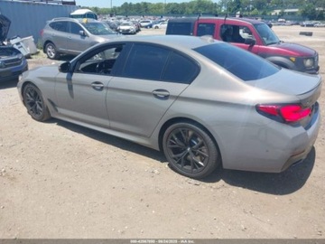 BMW Seria 5 G30-G31 2021 BMW Seria 5 xDrive 2021 4.4l 4.4 Benzyna 523KM, zdjęcie 2