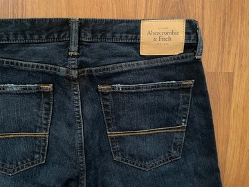 ABERCROMBIE & FITCH * SLIM STRAIGHT ** W32 L32