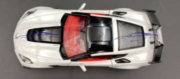 Corvette ZR1 2019 белый 1:24 Motormax 79356