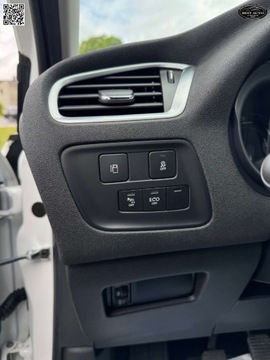 Citroen C4 II Hatchback 5d Facelifting 1.2 PureTech 130KM 2016 Citroen C4 1.2 Turbo Szwajcaria Gwarancja Po serwis 1.2 Benzyna, zdjęcie 30