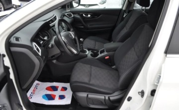 Nissan Qashqai II Crossover 1.6 dCi 130KM 2015 Nissan Qashqai 1.6 DCI 130km Kamera Nawigacja 1.6 Diesel 130KM, zdjęcie 12