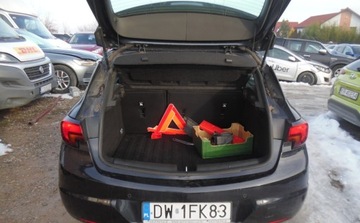 Opel Astra K Hatchback 5d 1.6 CDTI 110KM 2019 Opel Astra 2019r, 1.6 CDTI. Uszkodzony prawy przod. Jezdzi. VAT 23 1.6, zdjęcie 20