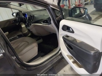 Chrysler Pacifica II 2021 Chrysler Pacifica 2021 Chrysler Pacifica Touring L FWD 3.6 Benzyna 287KM, zdjęcie 6