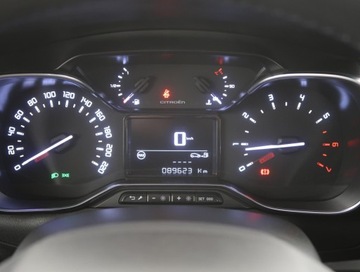 Citroen C3 III Hatchback 1.2 PureTech 82KM 2017 Citroen C3 1.2 PureTech, Salon Polska, zdjęcie 10