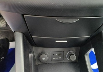 Kia Ceed I Hatchback 5d Facelifting 1.4 DOHC CVVT 90KM 2011 Kia Ceed Super stan Maly przebieg 12.2011 1.4 Benzyna 90KM, zdjęcie 25