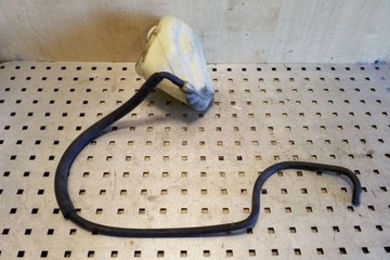 NÁDOBKA VYROVNÁVACÍ MAZDA PREMACY (CP) 823021120 2.0L DIESEL 74KW 2002