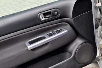 Volkswagen Bora Sedan 1.6 16V 105KM 2003 Volkswagen Bora 1.6 105KM Pacific Climatronic, zdjęcie 11