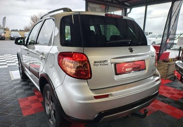 Suzuki SX4 I Sedan 1.6 VVT 120KM 2011 Suzuki SX4 Suzuki SX4 I 1.6BENZYNA NAPED 4X4 1.6 Benzyna 120KM, zdjęcie 4