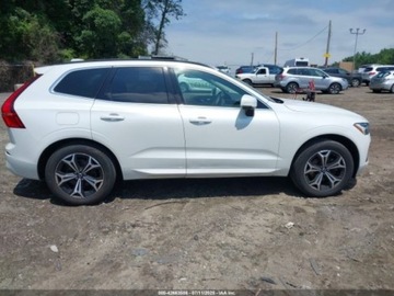 Volvo XC60 II 2022 Volvo XC 60 2022 Volvo XC60 B5 AWD Momentum 2.0 Benzyna 247KM, zdjęcie 11