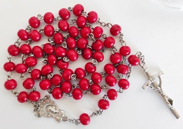 RÓŻANIEC DREWNIANY PACHNĄCY RÓŻĄ W PUDEŁECZKU