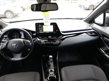 Toyota C-HR I Crossover 1.8 Hybrid 122KM 2019 Toyota C-HR 1.8 Hybrid Style Toyota C-HR 1.8 Hybri, zdjęcie 16