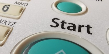 Konica Minolta Bizhub C220 Наклейка на панель/Коврик