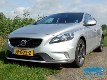 Volvo V40 II Hatchback 2.0 D4 DRIVE-E 190KM 2014 R-DESIGN*zadbany*FULL OPCJA*idealny*NA ZAMÓWIENIE, zdjęcie 15