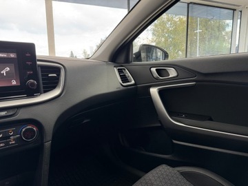 Kia Ceed III Kombi 1.6 CRDi 136KM 2021 Kia Ceed M / Kamera / 1 właściciel / Salon Polska, zdjęcie 24