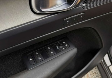 Volvo XC40 Crossover 2.0 T4 190KM 2018 Volvo XC 40 T4 190KM AWD SKORA BLISautomat GWARANCJA 75.000km 2.0, zdjęcie 31