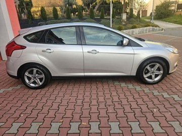 Ford Focus III Hatchback 5d 1.6 Duratec 125KM 2013 Ford Focus 1.6i (125PS) KlimaTronik, Elektryka,, zdjęcie 6