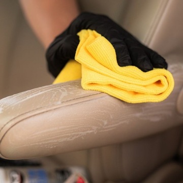 К2 ДЛЯ ЧИСТКИ, МОЙКИ, УХОДА, ВОССТАНОВЛЕНИЯ КОЖАНОЙ ОБИВКИ РУЛЕВОГО КОЛЕСА