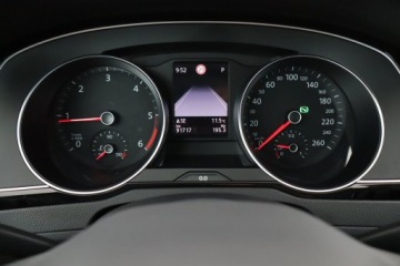 Volkswagen Passat B8 Limousine Facelifting 2.0 TDI SCR 200KM 2021 VW Passat 2.0 TDI, Salon Polska, Serwis ASO, zdjęcie 10