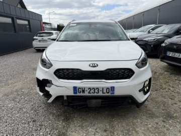 Kia Niro I 2018 Kia Niro 1.6 Hybryda 61 tys km Lekko uszkodzony, zdjęcie 2