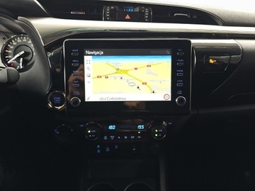 Toyota Hilux VIII Podwójna kabina Facelifting 2.8 D-4D 204KM 2023 Toyota Hilux 2.8 D-4D Double Cab SR5+ 4x4 2.8 D-4D, zdjęcie 14