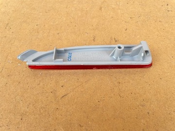 ОТРАЖАТЕЛЬ ЗАДНЕГО БАМПЕРА MAZDA