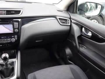 Nissan Qashqai II Crossover 1.2 DIG-T 115KM 2016 Nissan Qashqai 1.2 DIG-T, Salon Polska, Navi, zdjęcie 7