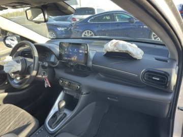 Toyota Yaris IV Hatchback 1.5 Hybrid Dynamic Force 116KM 2024 Toyota Yaris Hybryda Automat Salon Polska Kamera, zdjęcie 7